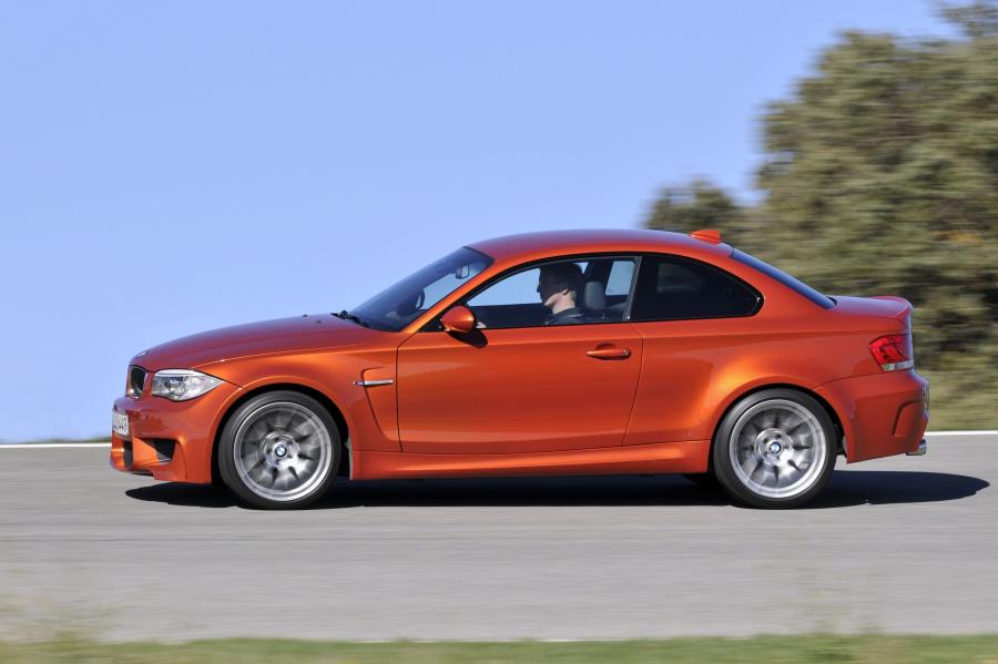  BMW 1-Series M 2011 года  (фото 23 из 79)